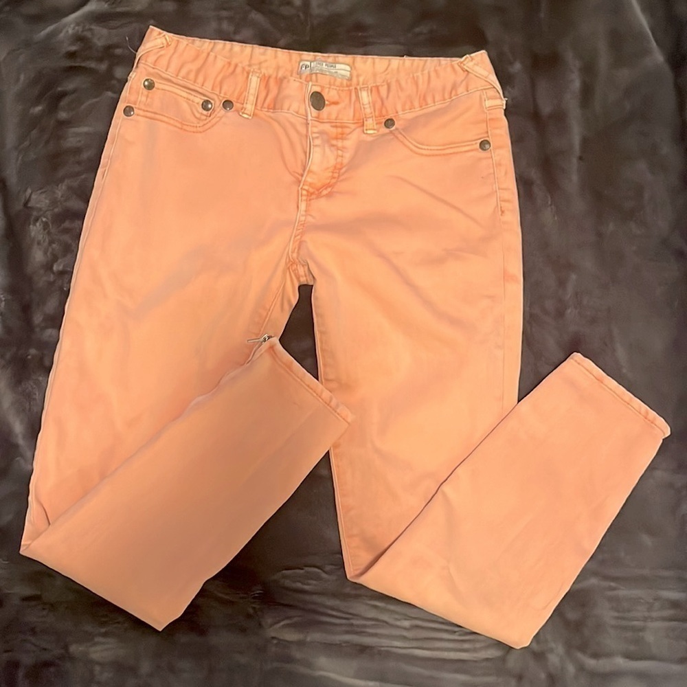 Free People peach skinny jeans size 27